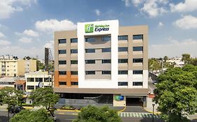 Holiday Inn Express - Mexico Basilica, an IHG Hotel